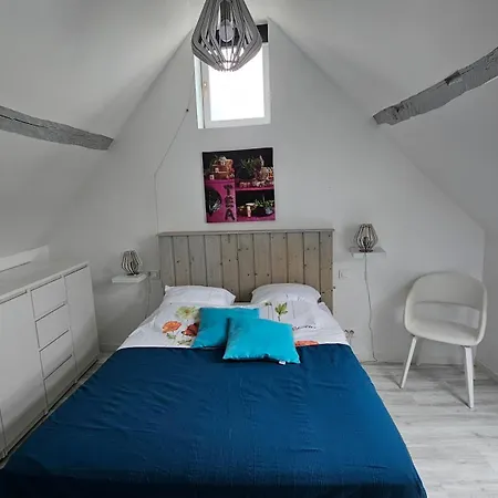 Domaine Des Moizons, Le Cerisier Villebernier